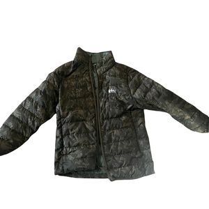 REI boys puffer jacket size 8